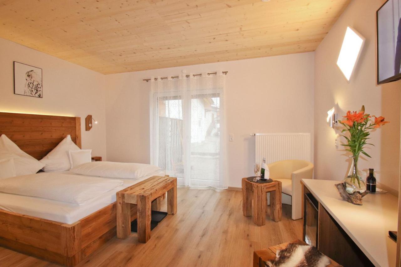 Hotel-Restaurant Gasthaus Bonimeier Niedergottsau Bagian luar foto