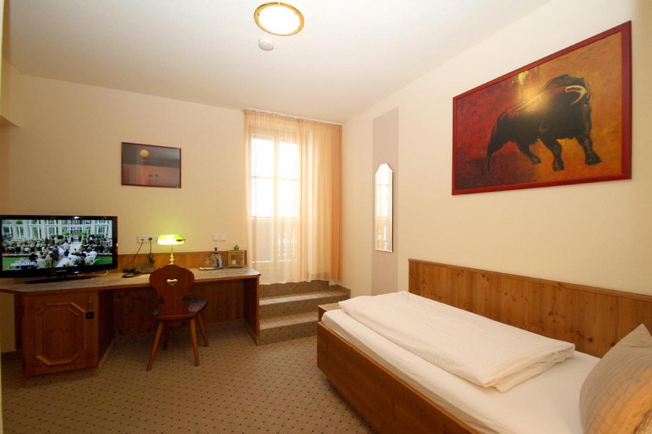 Hotel-Restaurant Gasthaus Bonimeier Niedergottsau Bagian luar foto