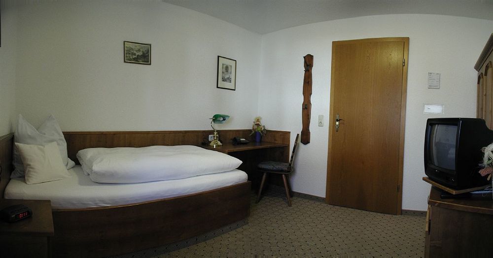 Hotel-Restaurant Gasthaus Bonimeier Niedergottsau Bagian luar foto